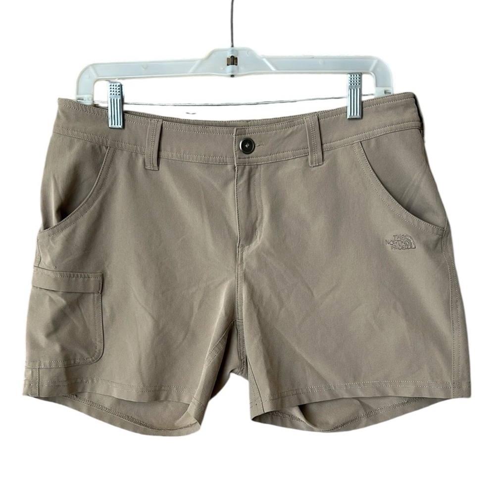 The North Face Tan Cargo Shorts with Minimalist Design Women’s Gorpcore‎ 8